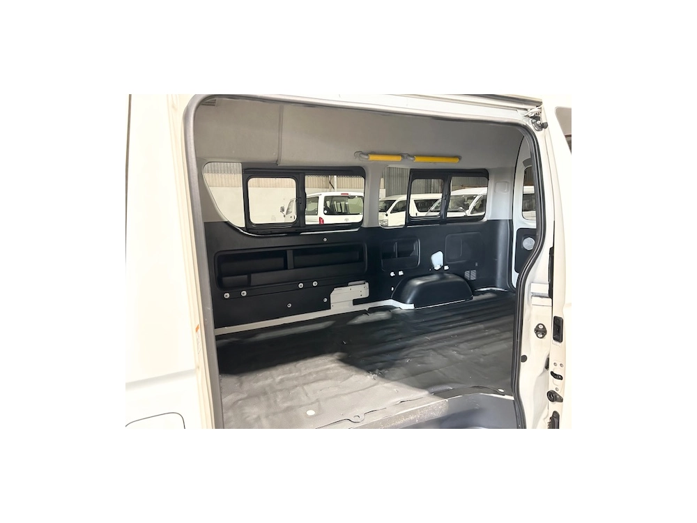 2017 Toyota Hiace *HIGHROOF* FINANCIAL YEAR SALE $5000 REDUCED$$