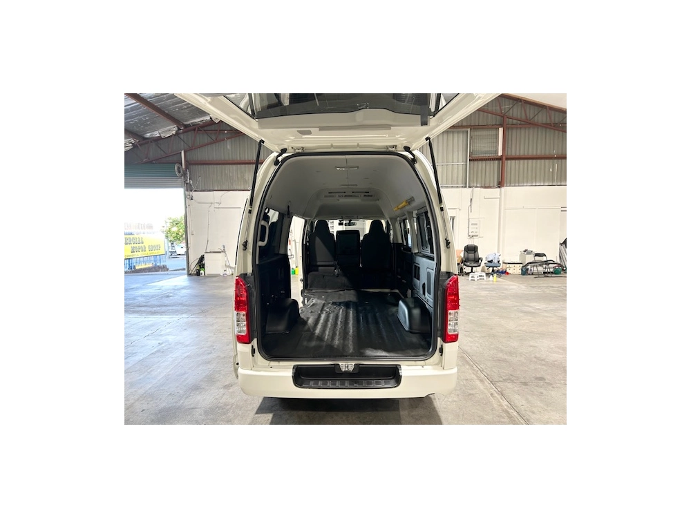 2017 Toyota Hiace *HIGHROOF* FINANCIAL YEAR SALE $5000 REDUCED$$