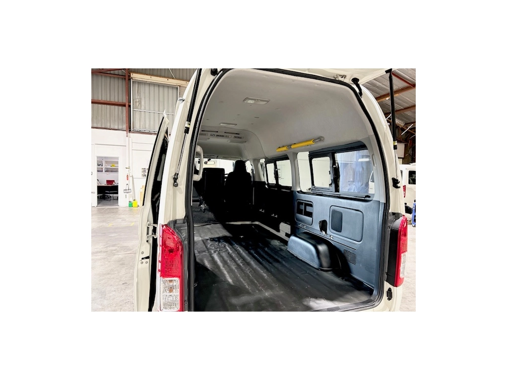 2017 Toyota Hiace *HIGHROOF* FINANCIAL YEAR SALE $5000 REDUCED$$