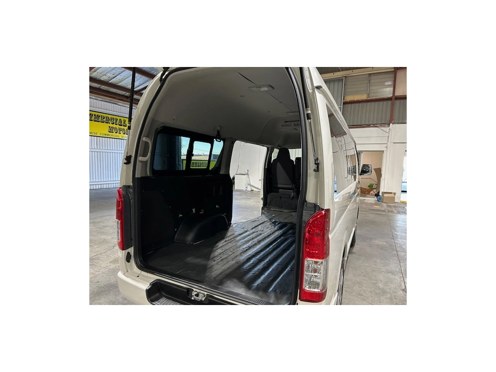 2017 Toyota Hiace *HIGHROOF* FINANCIAL YEAR SALE $5000 REDUCED$$