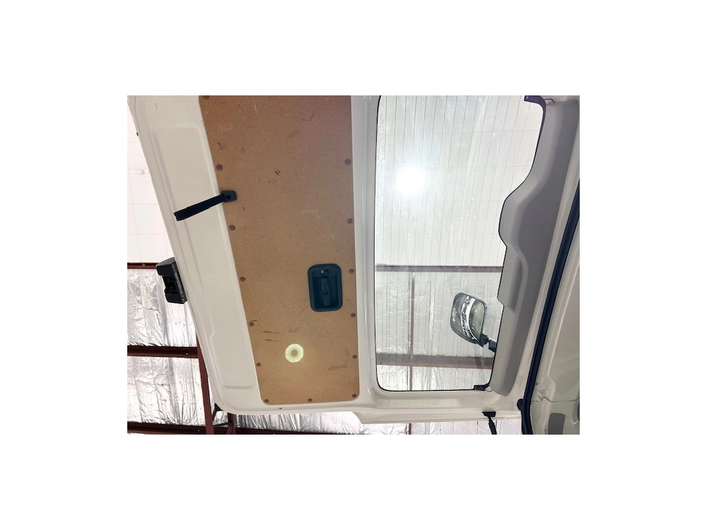 2020 Toyota Hiace =4x4= Dual Airbags ** FULL OPTION **