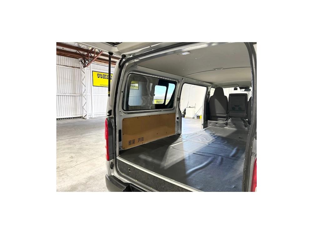 2020 Toyota Hiace $4000 REDUCED**