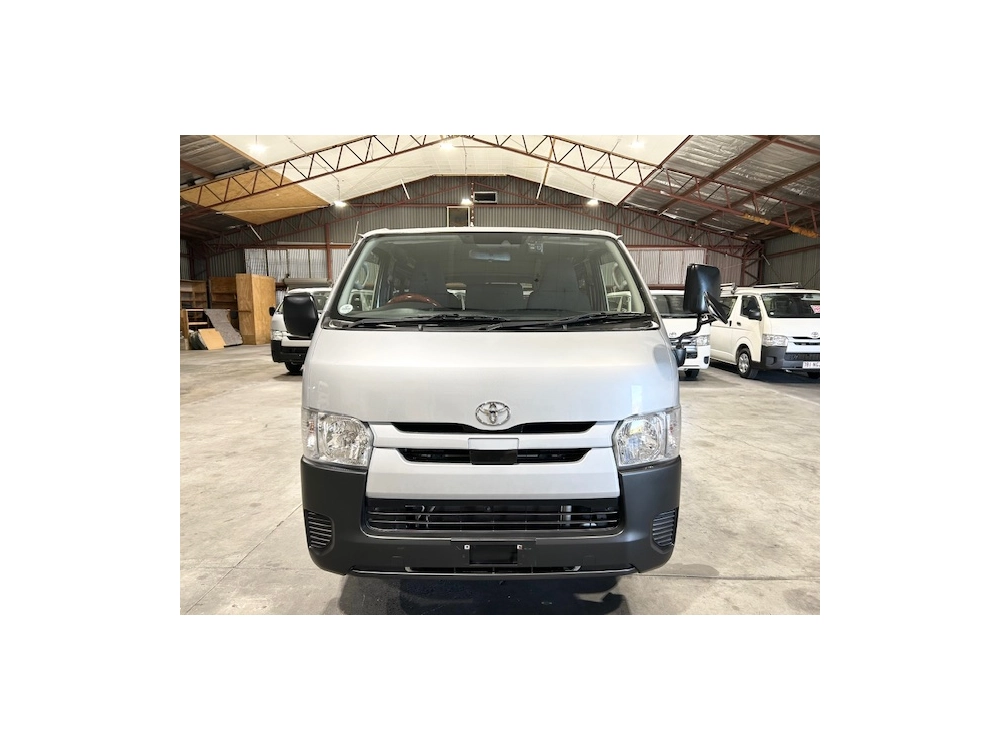 2020 Toyota Hiace $4000 REDUCED**