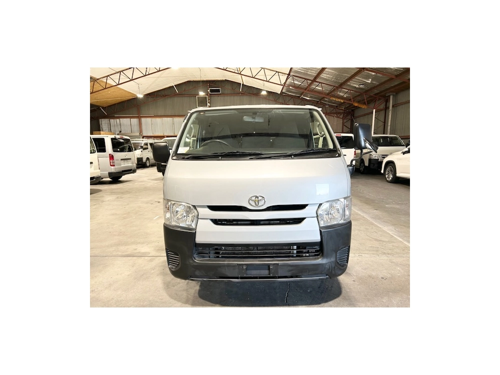 2015 Toyota Hiace =4X4= 