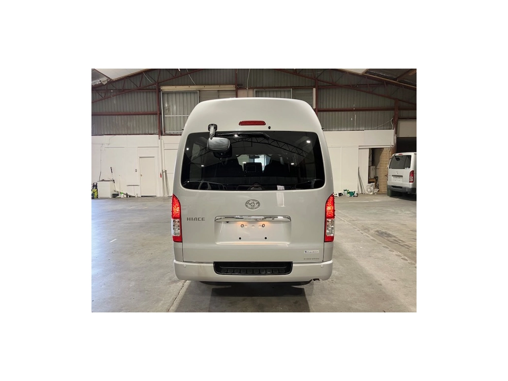 2016 TOYOTA HIACE LWB **LAST HIGHROOF** WAS $38,995 NOW$34,995