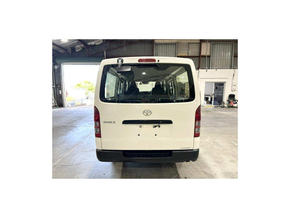 2020 =4X4= FACELIFT Model Toyota Hiace 6 Seater **MID YEAR SUPER SALE** 