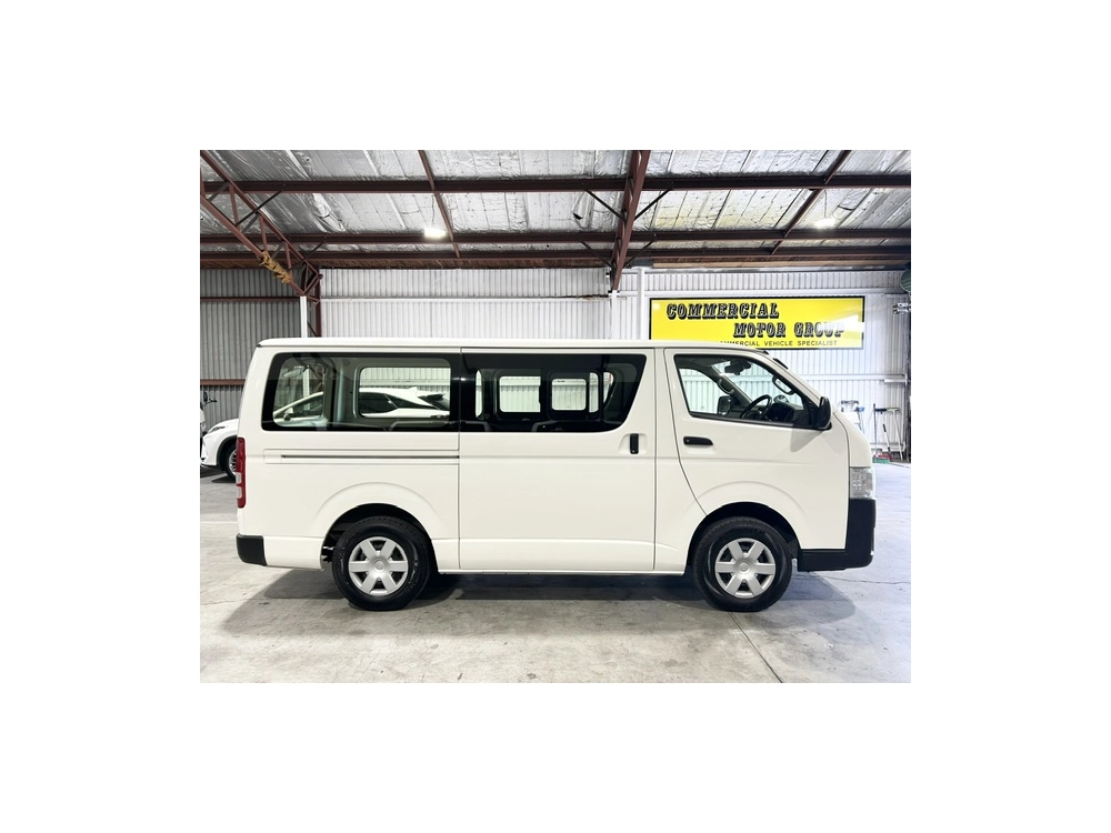 2020 =4X4= FACELIFT Model Toyota Hiace 6 Seater **MID YEAR SUPER SALE** 