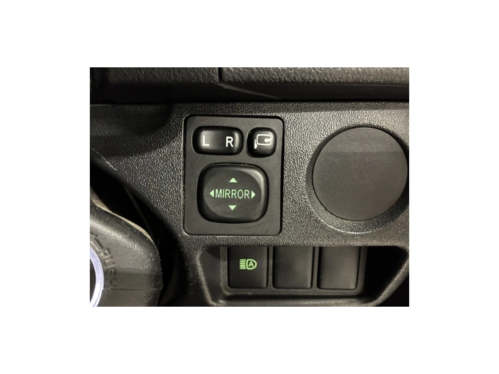 2021 Toyota Hiace FACELIFT MODEL = 4X4 = Only 110kms!