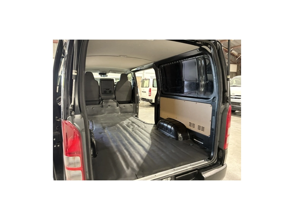 2021 Toyota Hiace FACELIFT MODEL = 4X4 = Only 110kms!