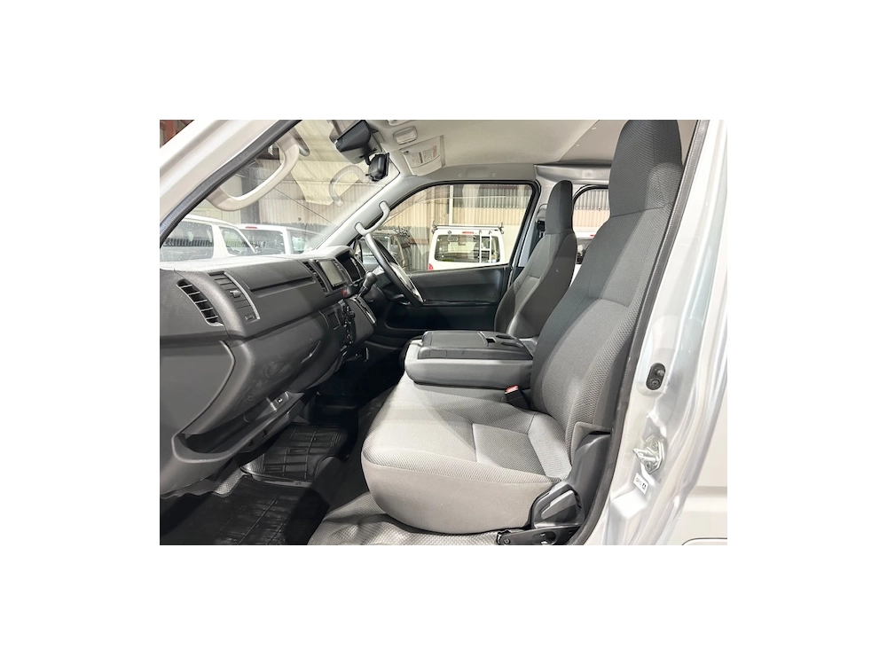 2020 Toyota Hiace 4WD ++BIG Xmas SALE++ ONLY 115kms