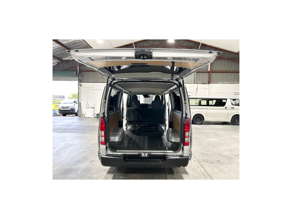 2020 Toyota Hiace 4WD ++BIG Xmas SALE++ ONLY 115kms