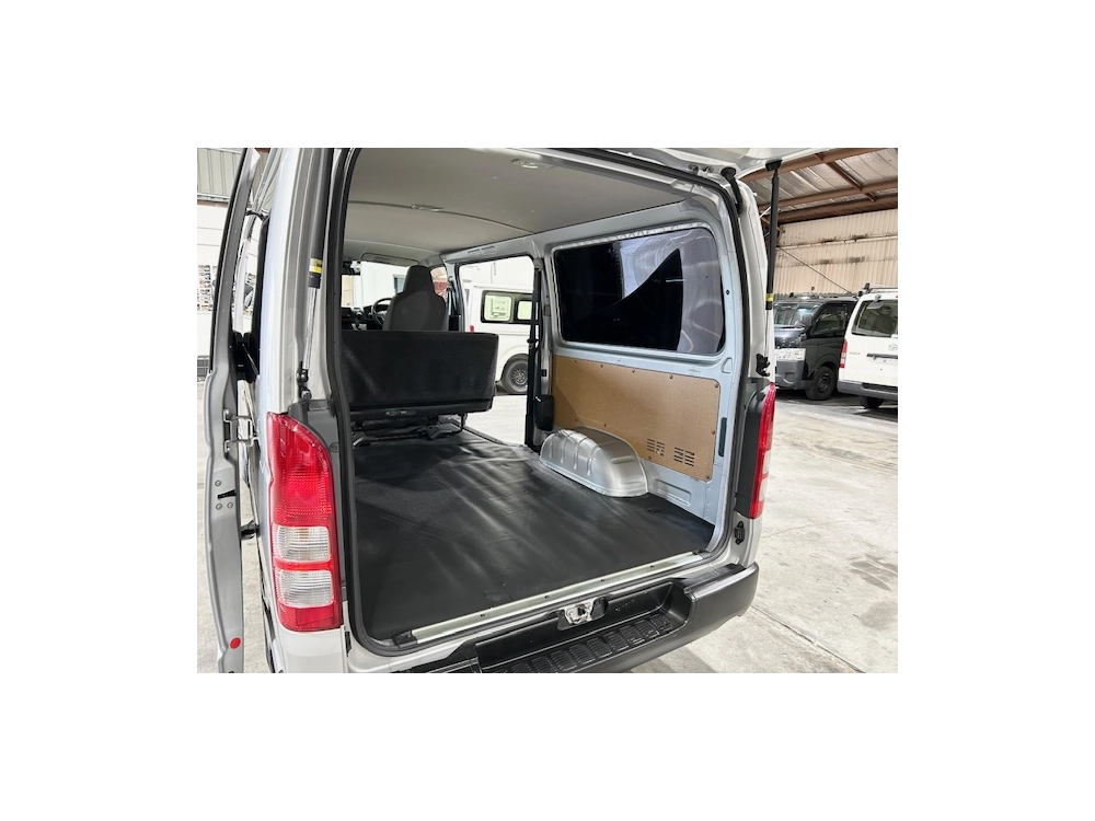 2020 Toyota Hiace 4WD ++BIG Xmas SALE++ ONLY 115kms