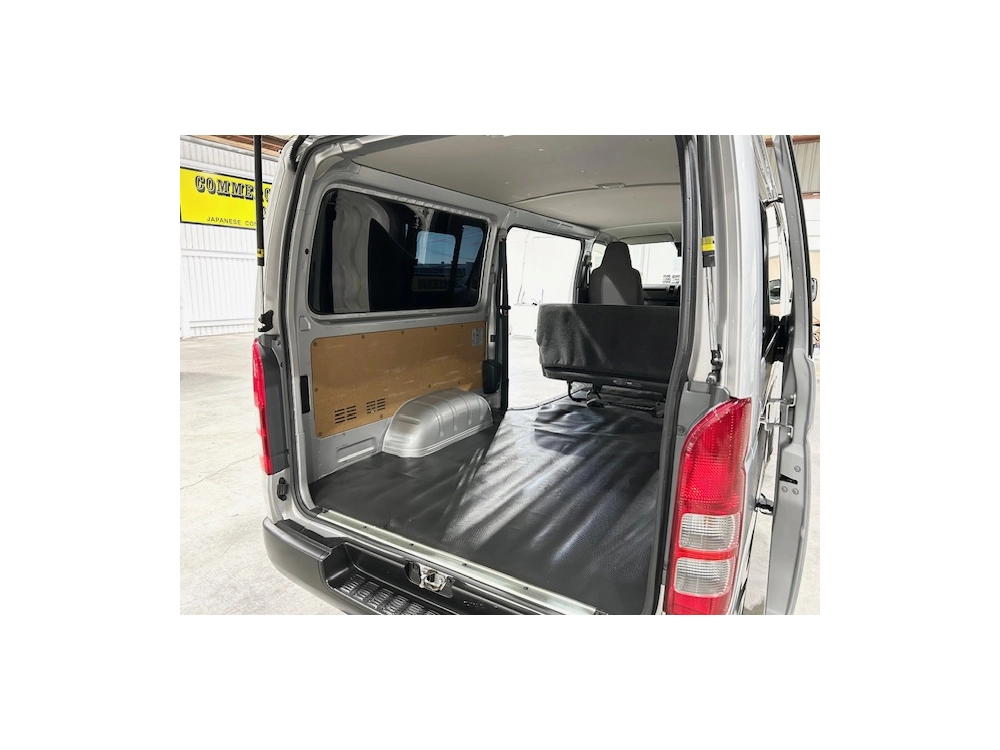 2020 Toyota Hiace 4WD ++BIG Xmas SALE++ ONLY 115kms