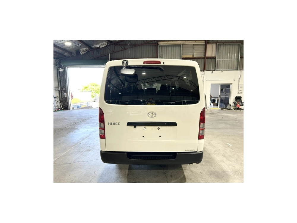 2019 Toyota Hiace =4x4= TIMBER FLOOR $1000 DISCOUNTED for Fuel