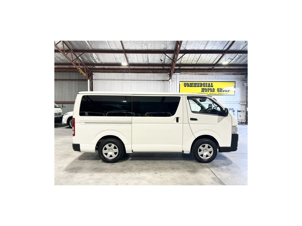 2019 Toyota Hiace =4x4= TIMBER FLOOR $1000 DISCOUNTED for Fuel