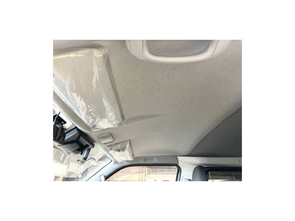 2019 Toyota Hiace =4x4= TIMBER FLOOR $1000 DISCOUNTED for Fuel