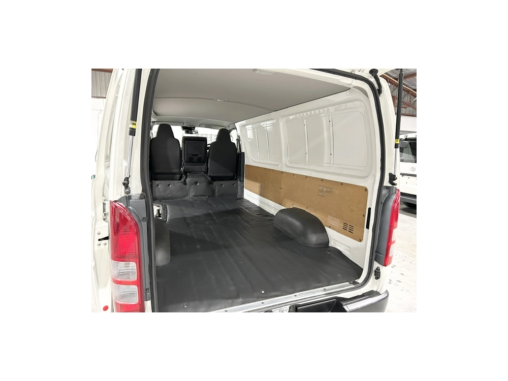 2019 Toyota Hiace 4X4 **RARE PANEL VAN** EOFY BIGGEST SALE NOW -- OFFER END 26/06*