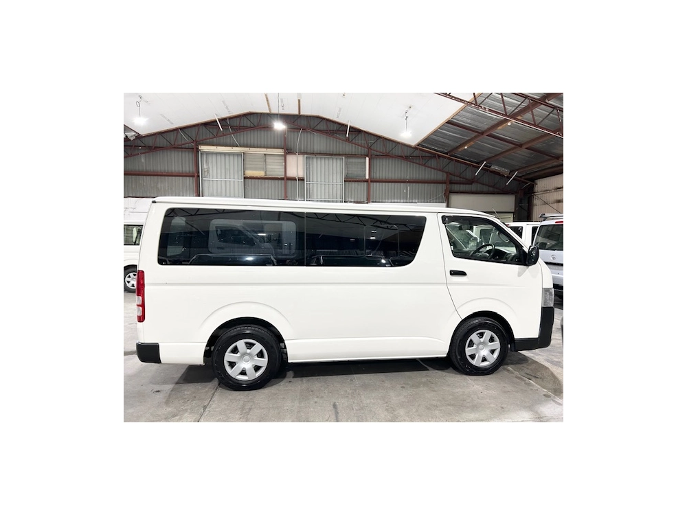 2016 Toyota Hiace = 6 Seaters = Easter Sale On Now
