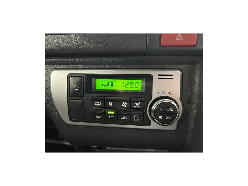 2018 Toyota Hiace = 4X4 = SUPER GL ** FULL OPTIONS **