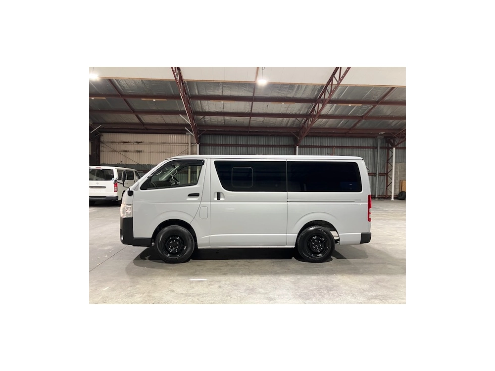 2018 TOYOTA HIACE 2.8L DIESEL TURBO **WAS $33,995 NOW $31,495