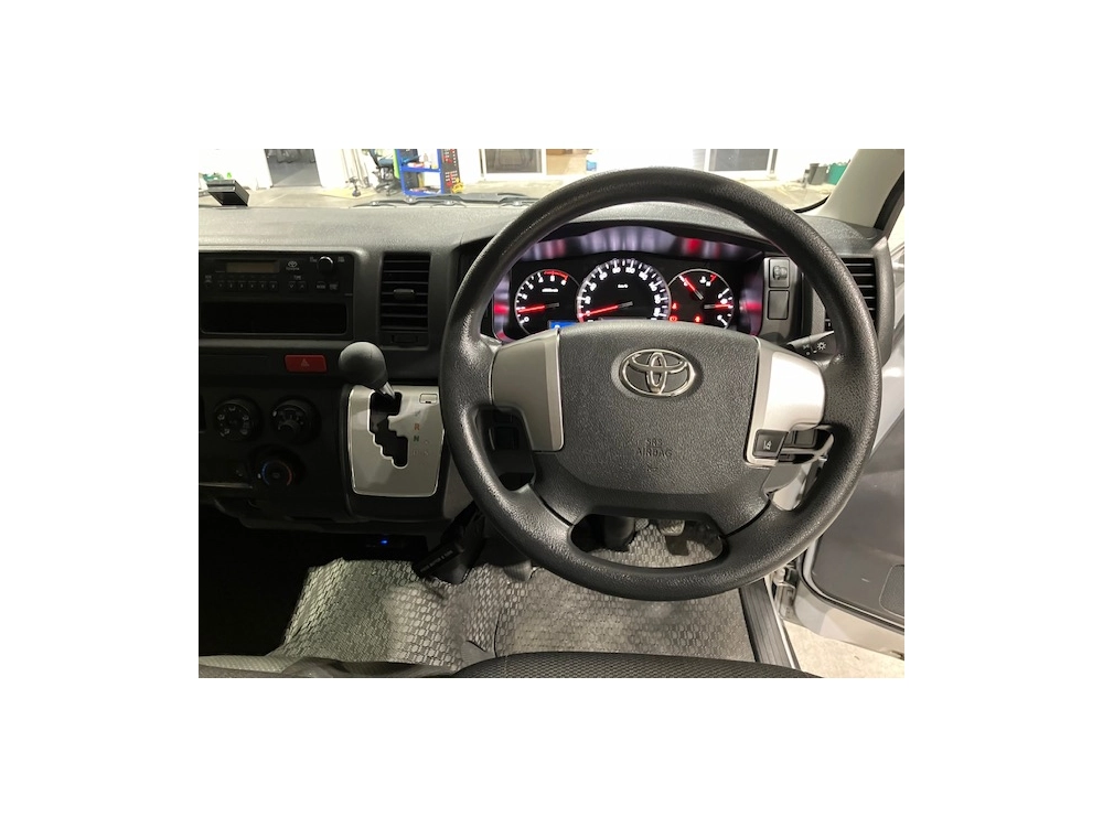 2018 TOYOTA HIACE 2.8L DIESEL TURBO **WAS $33,995 NOW $31,495