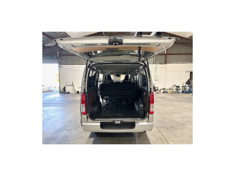 2020 Toyota Hiace **GL PACKAGE** $4000 REDUCED $$ REMOVABLE SEATS