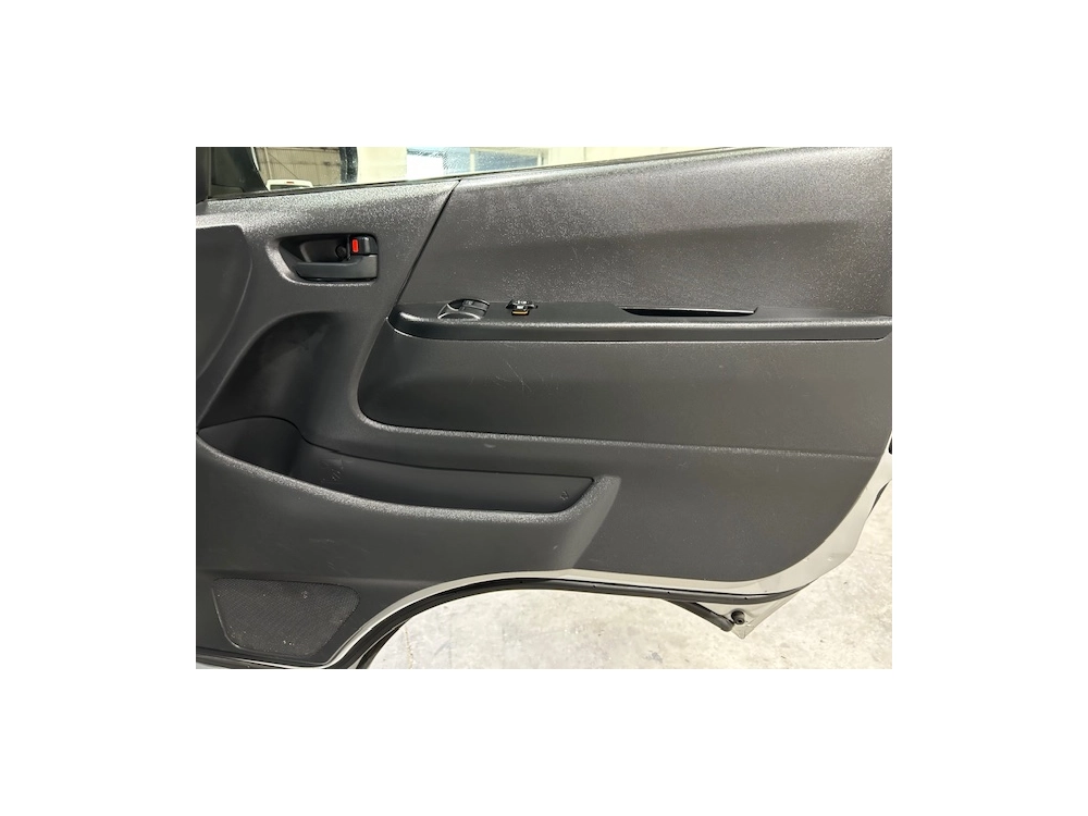 2020 Toyota Hiace **GL PACKAGE** $4000 REDUCED $$ REMOVABLE SEATS