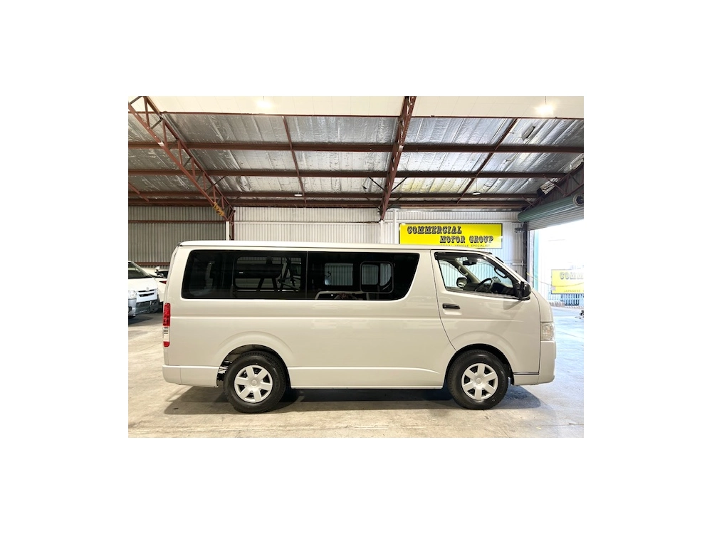 2020 Toyota Hiace **GL PACKAGE** $4000 REDUCED $$ REMOVABLE SEATS
