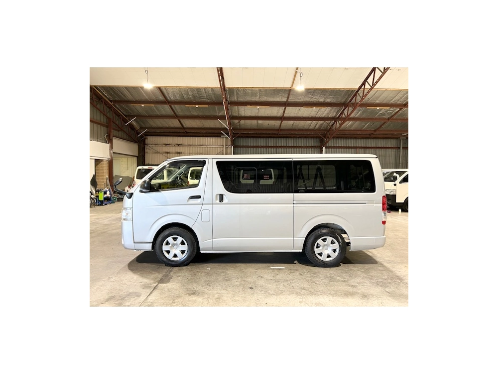 2020 Toyota Hiace **GL PACKAGE** $4000 REDUCED $$ REMOVABLE SEATS