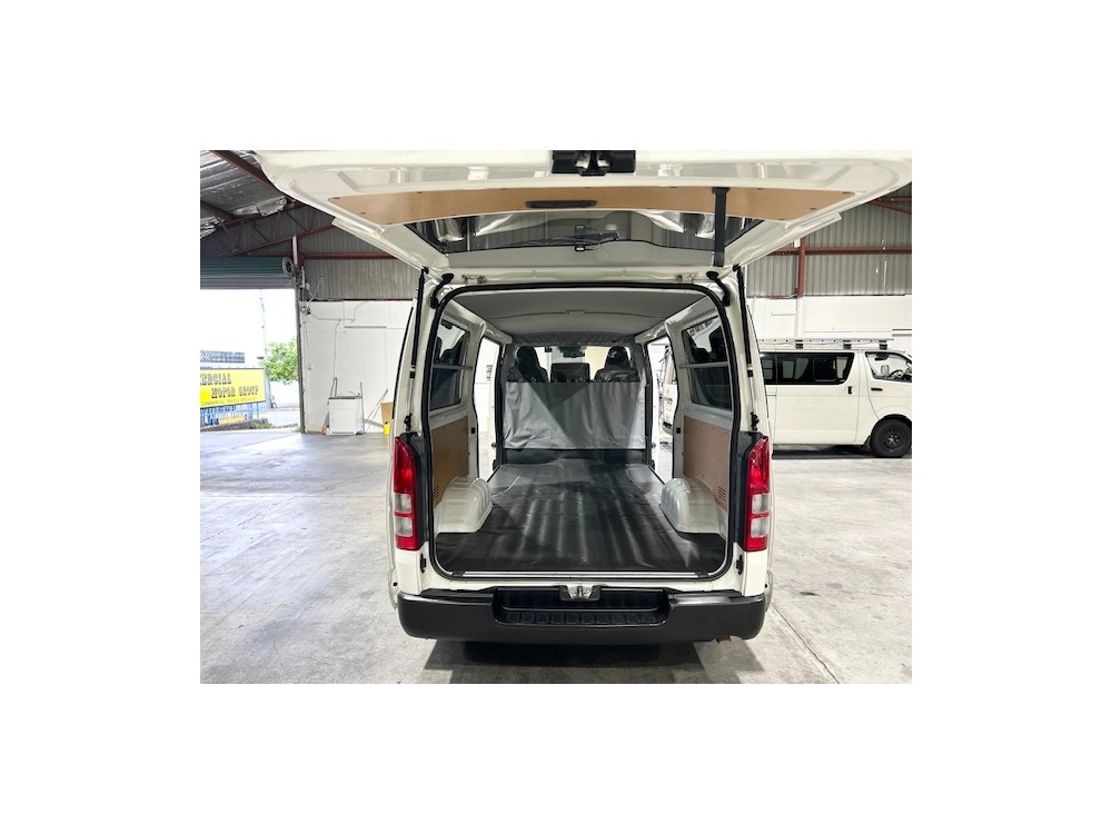 2019 Toyota Hiace LWB ** $3800 Reduced ** SALE END 08/04 **