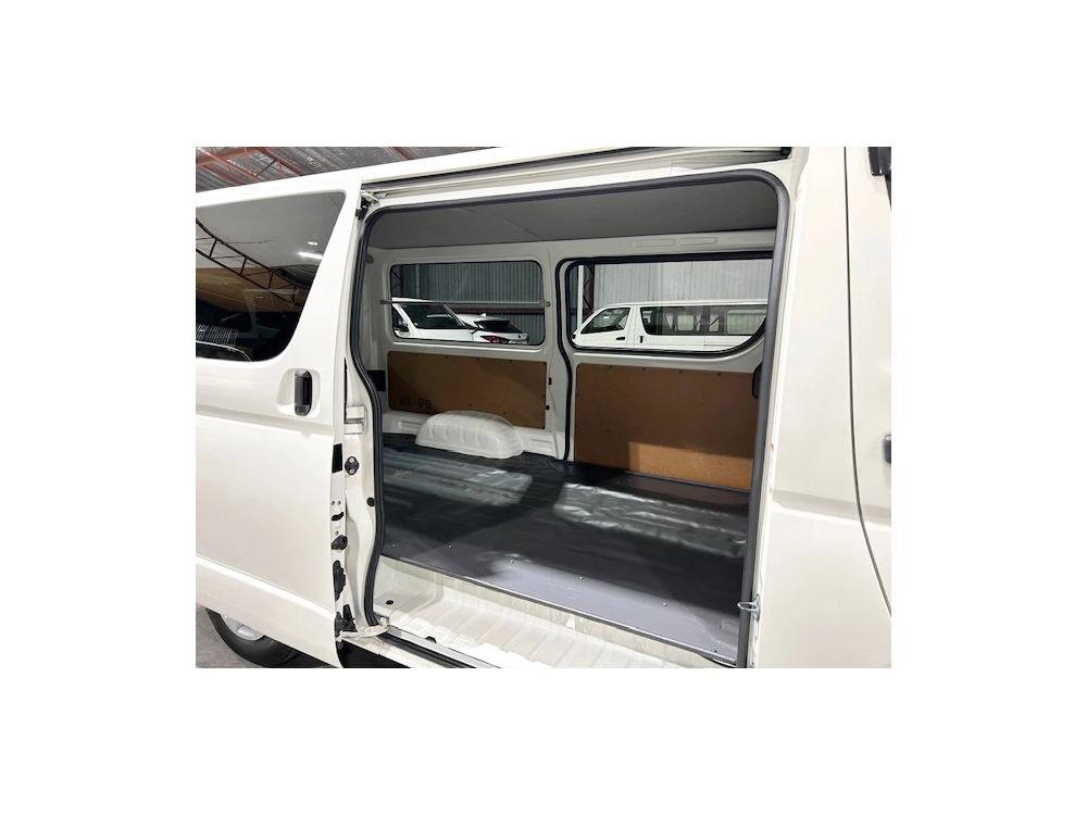 2019 Toyota Hiace LWB ** $3800 Reduced ** SALE END 08/04 **