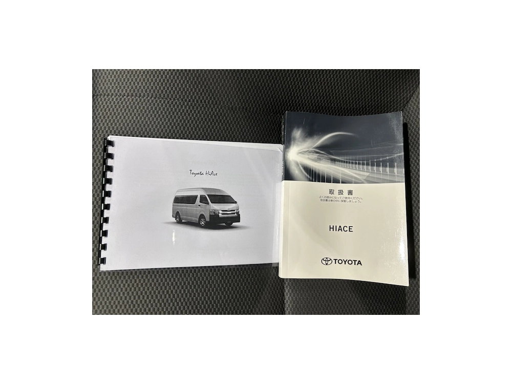 2021 Toyota Hiace Facelift Model =4X4= 6 Seater - Parking Sensors 