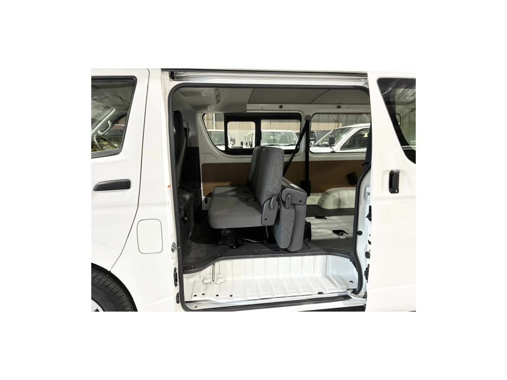 2020 Toyota Hiace MID YEAR SUPER SALE *REAR AIRCON / 6 Seaters*