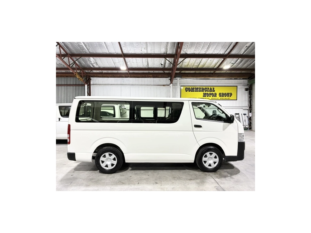 2020 Toyota Hiace MID YEAR SUPER SALE *REAR AIRCON / 6 Seaters*
