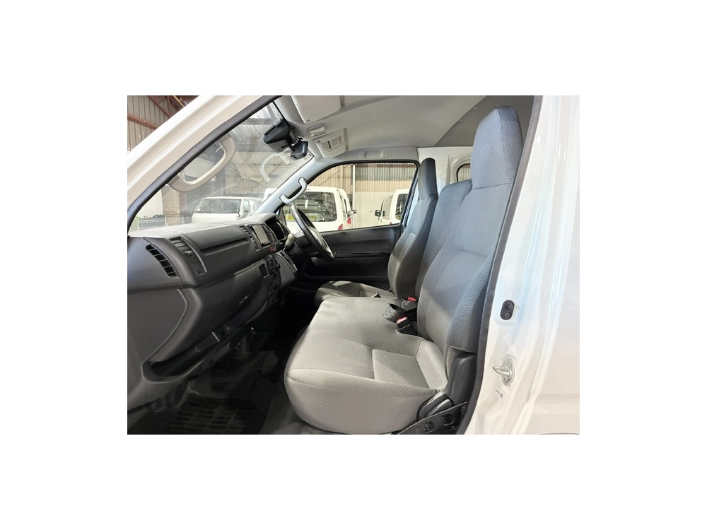 2019 Toyota Hiace 4X4 