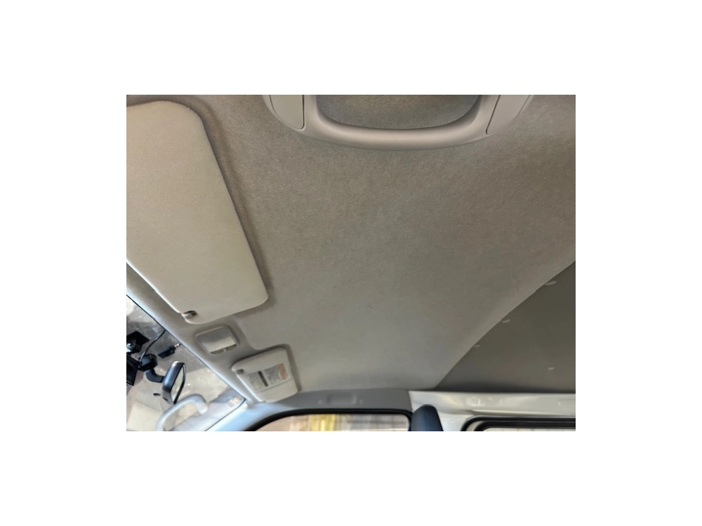 2015 Toyota Hiace 4X4_ 3L Diesel_ 4WD_ $1000 REDUCED for Fuel