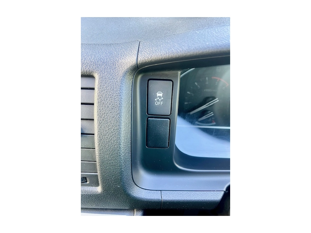 2020 Toyota Hiace NEW SHAPE_ 5 DOORS_ 6 SEATS