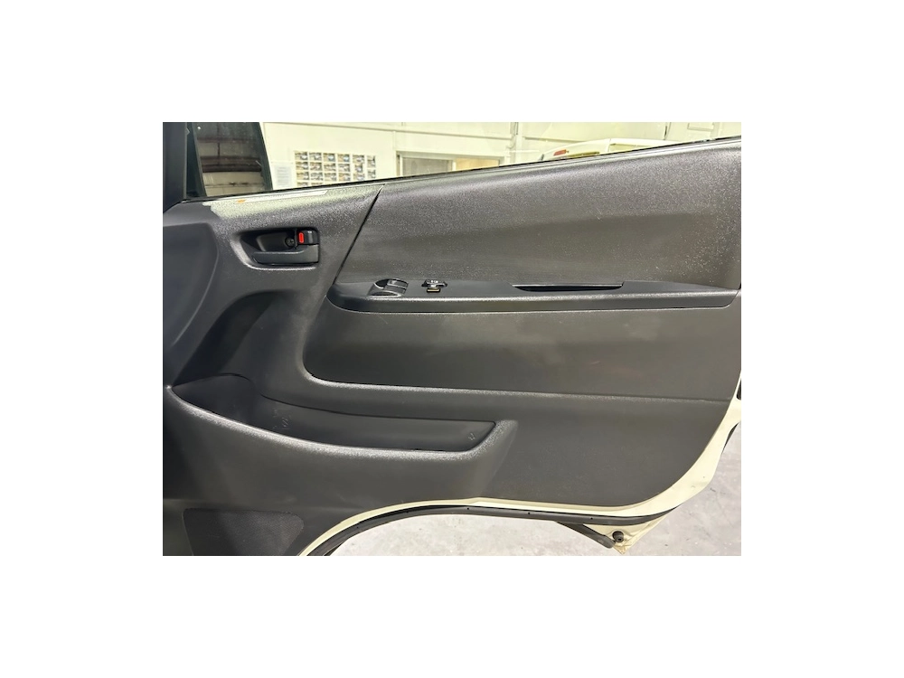 2020 Toyota Hiace FACELIFT MODEL 6 Seaters *4x4*