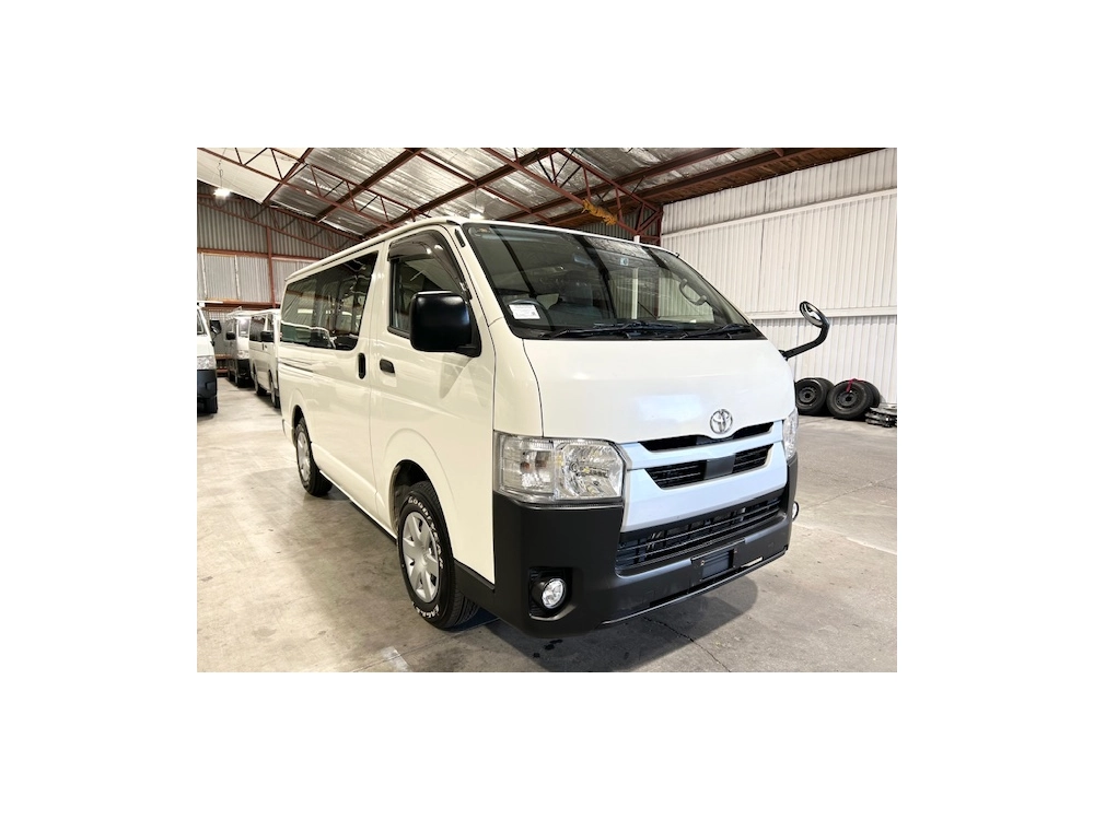 2020 Toyota Hiace *4WD* 6 SEATS_ LATEST MODEL_ ON SALE NOW