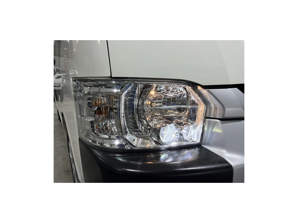 2021 Toyota Hiace 4X4 *SUPER LWB (JUMBO)* DUAL AIRBAGS / 6 SEATER