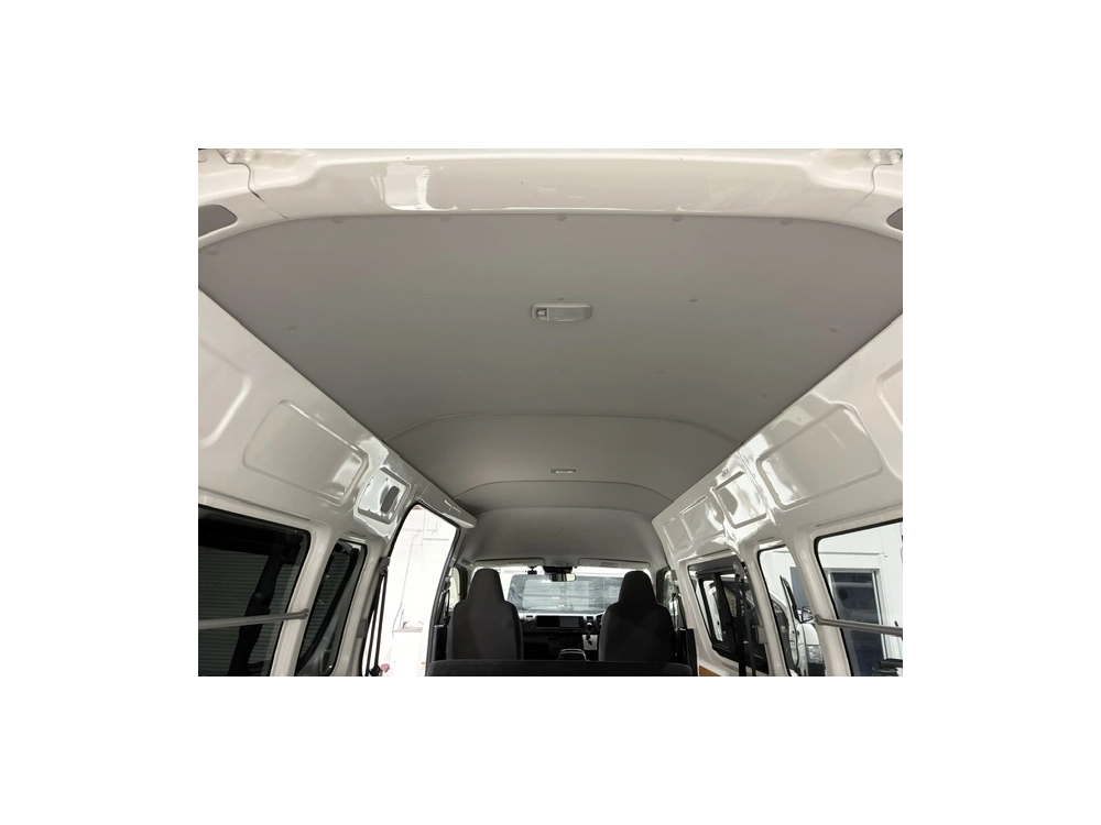 2021 Toyota Hiace 4X4 *SUPER LWB (JUMBO)* DUAL AIRBAGS / 6 SEATER