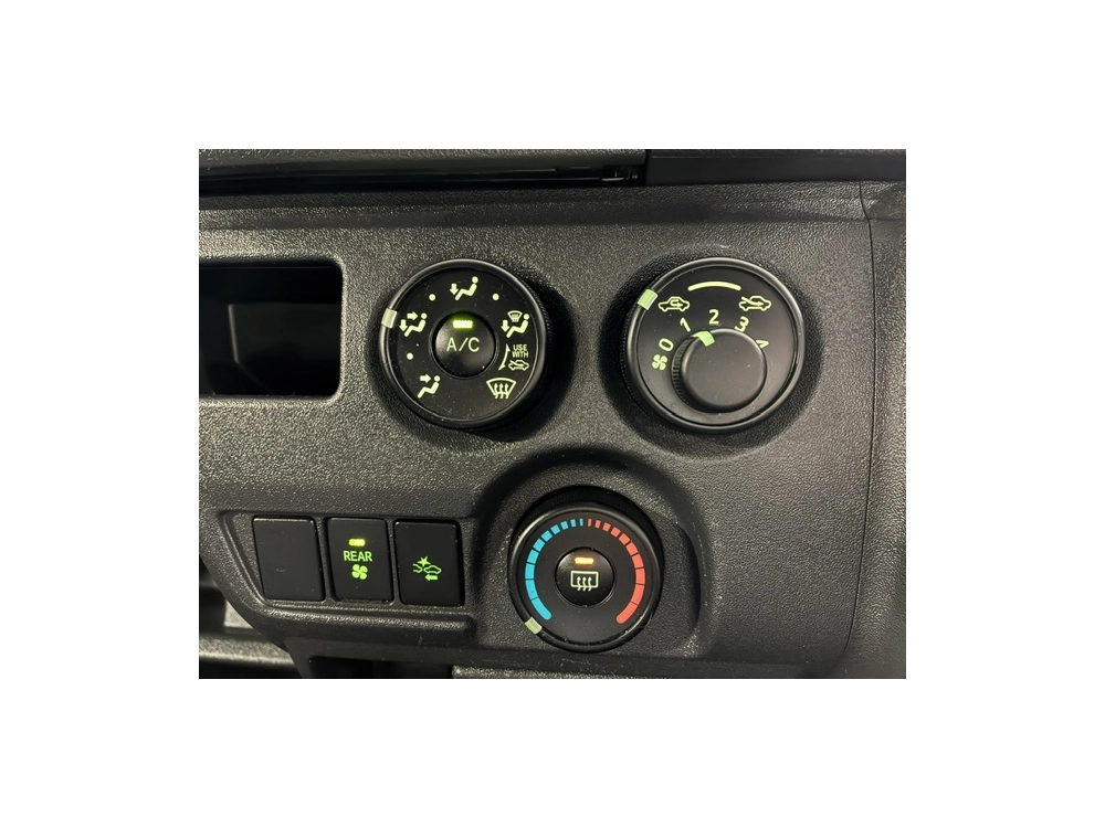 2021 Toyota Hiace 4X4 *SUPER LWB (JUMBO)* DUAL AIRBAGS / 6 SEATER