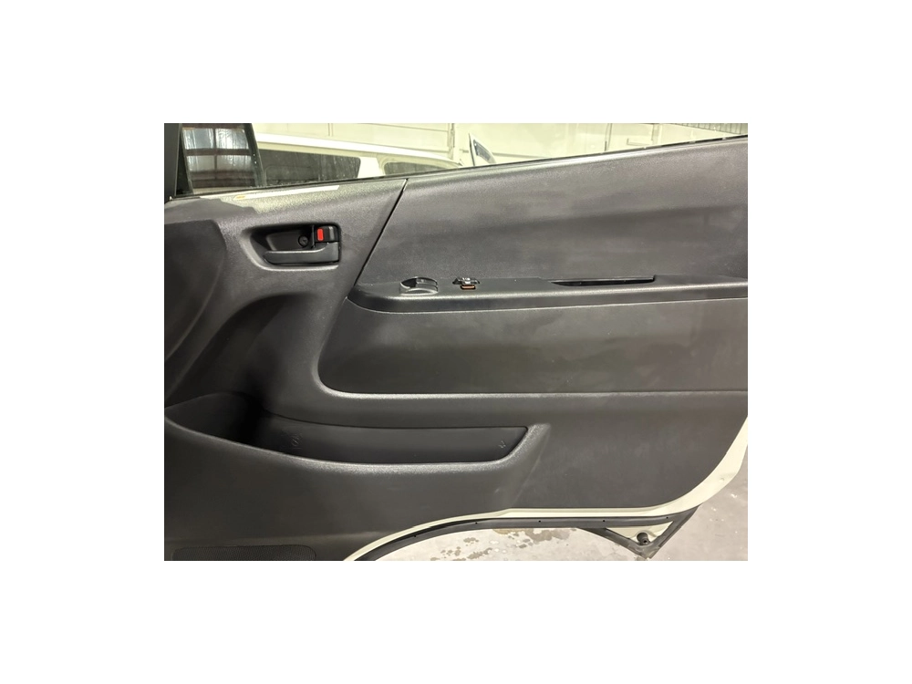 2021 Toyota Hiace 4X4 *SUPER LWB (JUMBO)* DUAL AIRBAGS / 6 SEATER