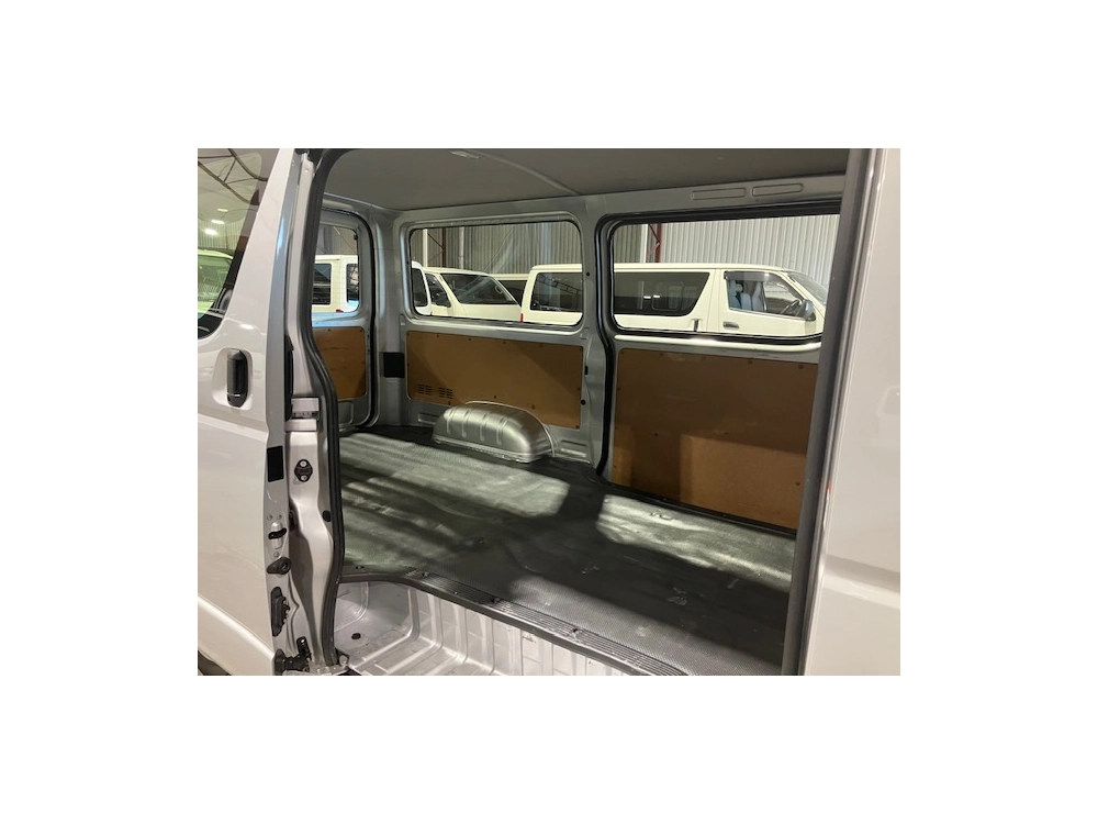 2019 TOYOTA HIACE +++ 4WD +++ DIESEL TURBO **$4000 REDUCED!!**
