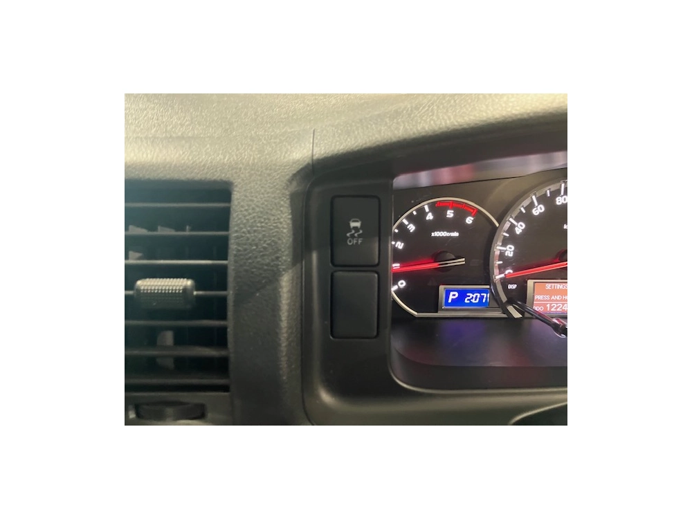 2019 TOYOTA HIACE +++ 4WD +++ DIESEL TURBO **$4000 REDUCED!!**