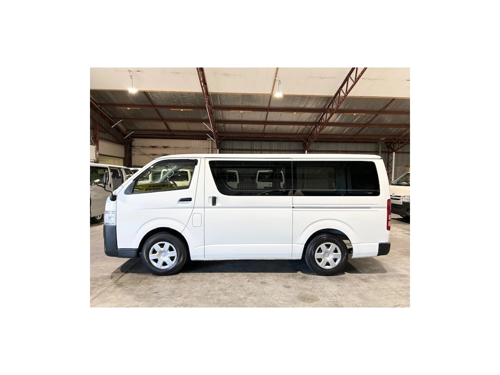 2020 Toyota Hiace LWB DIESEL TURBO