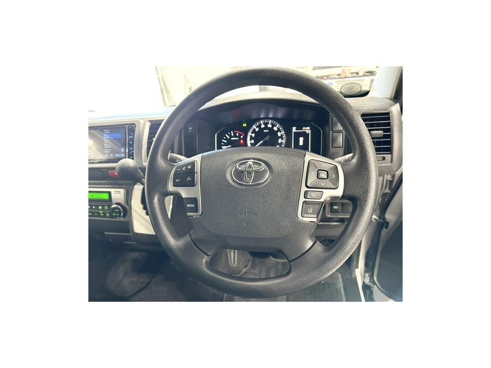 2022 Toyota Hiace SUPER GL Facelift Model =4X4= 