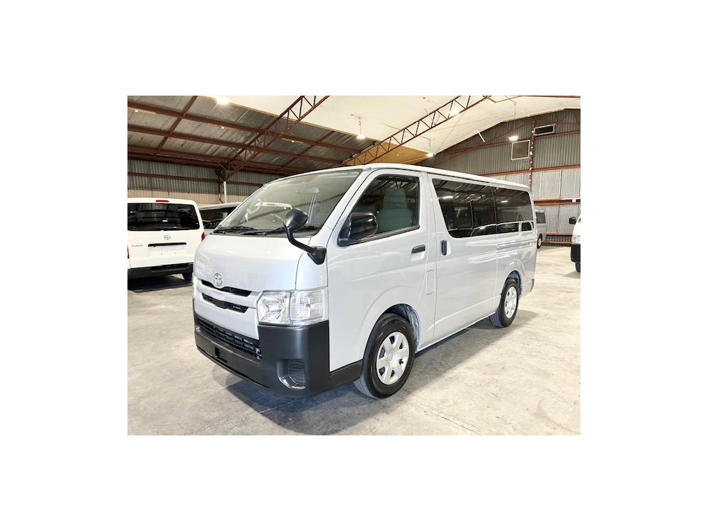 2018 Toyota Hiace - 6 Seater - Full Options