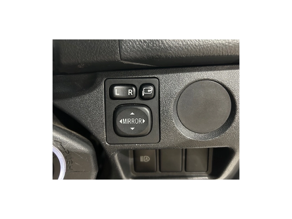 2018 Toyota Hiace = FULL OPTION = 6 SEATERS ** NEW YEAR SALE **