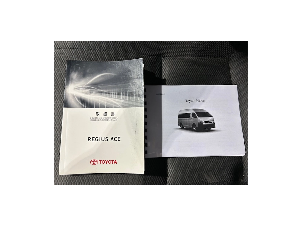 2018 Toyota Hiace *** $4200 REDUCED *** 6 SEATERS
